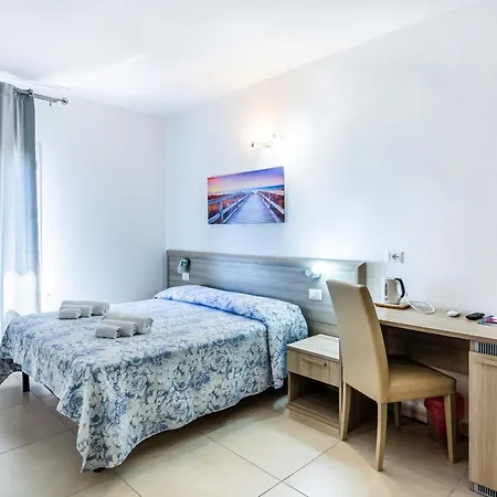 Blue Sea Pensión Posada (Sardinia)