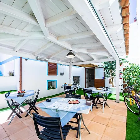 Blue Sea Pensión 3*