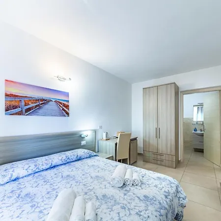 Pensionat Blue Sea Posada (Sardinia)